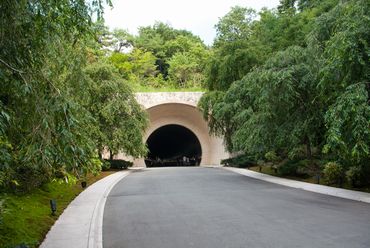 MIHO MUSEUM　トンネル